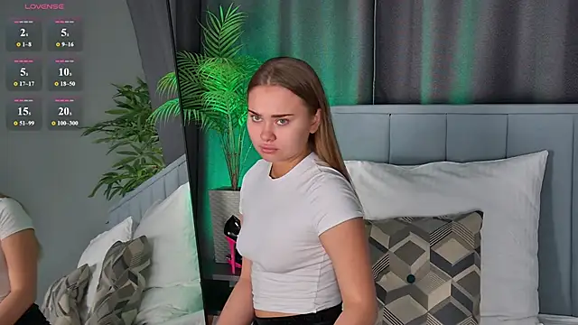 MonicaWestt online show from March 2026 07:08:01 AM