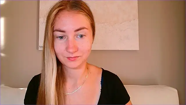 BluueSilk online show from October 2025 06:26:02 AM