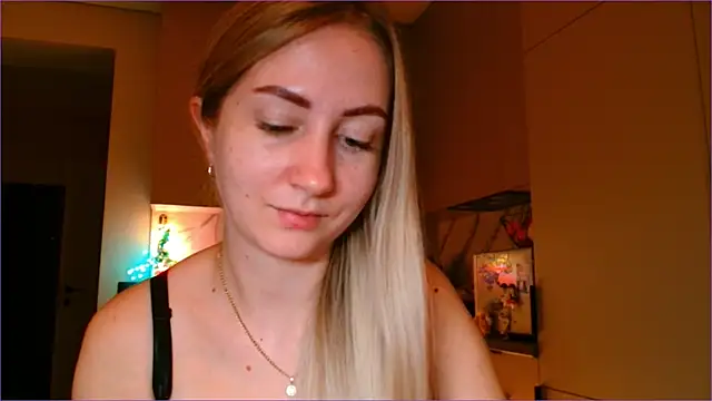 BluueSilk online show from February 2026 06:56:02 AM