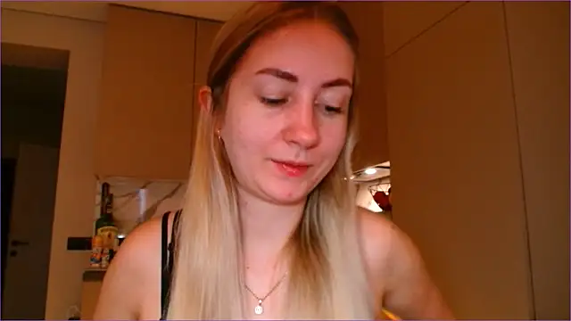 BluueSilk online show from February 2026 06:46:02 AM