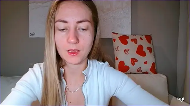 BluueSilk online show from September 2025 05:36:01 AM