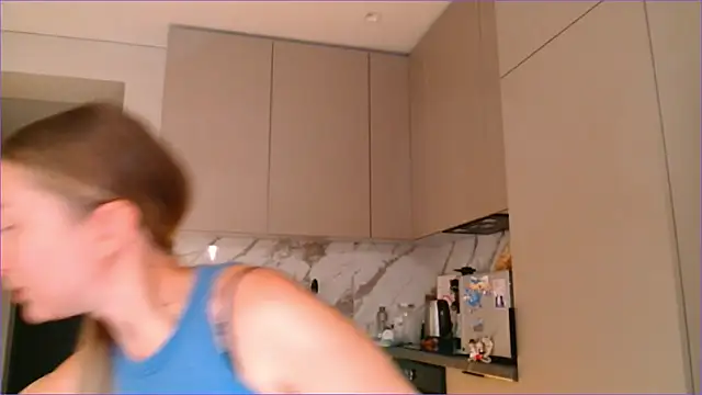 Snapshot of BluueSilk chatting on November 2025 06:29:02 AM BluueSilk online show from November 2025 06:29:02 AM