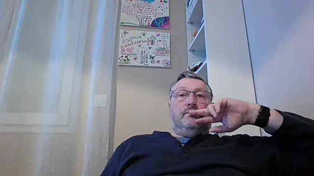 Snapshot of doudou310 chatting on February 2026 05:05:02 AM doudou310 online show from February 2026 05:05:02 AM