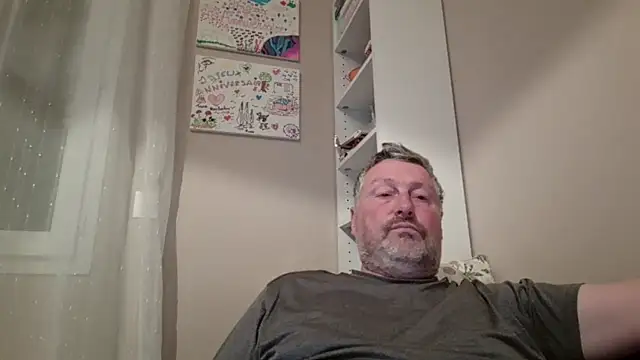 doudou310 online show from April 2026 02:26:01 AM