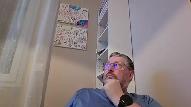 Snapshot of doudou310 chatting on February 2026 04:56:02 AM doudou310 online show from February 2026 04:56:02 AM