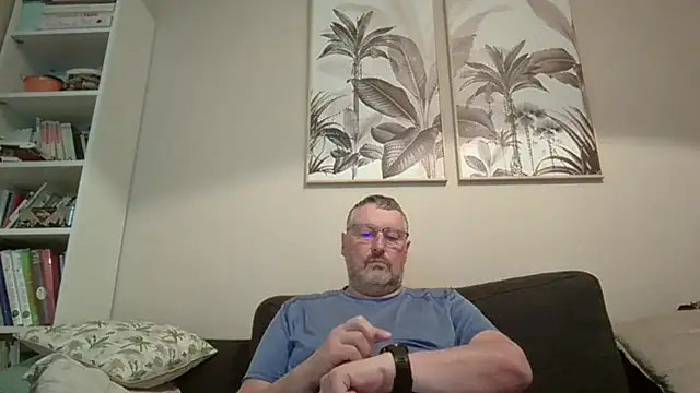 doudou310 online show from March 2026 04:52:02 AM