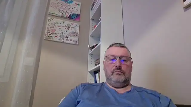 doudou310 online show from March 2026 05:15:02 AM