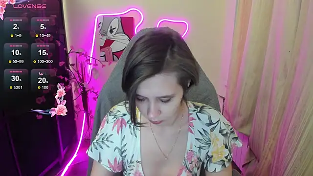 Snapshot of Scarlet_Sirenn chatting on February 2026 01:07:02 AM Scarlet Sirenn online show from February 2026 01:07:02 AM