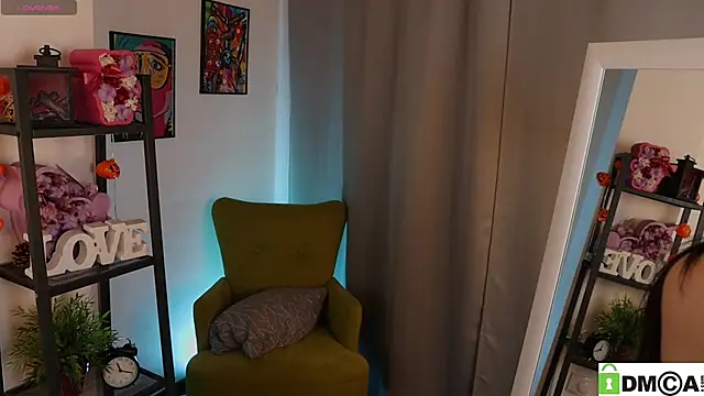 Noiry Vuvez online show from April 2026 08:15:02 PM