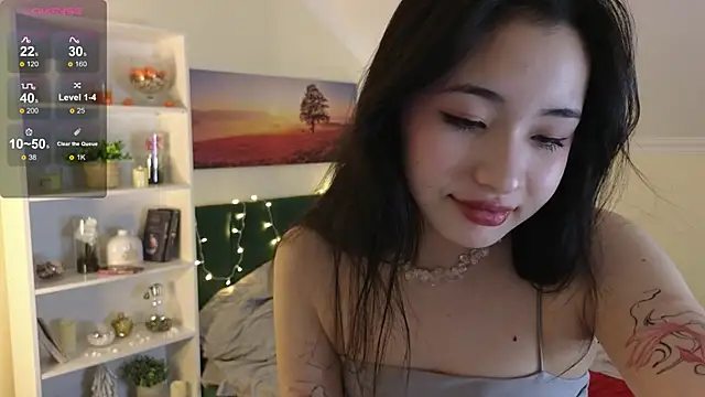 Noiry Vuvez online show from March 2026 06:37:02 PM