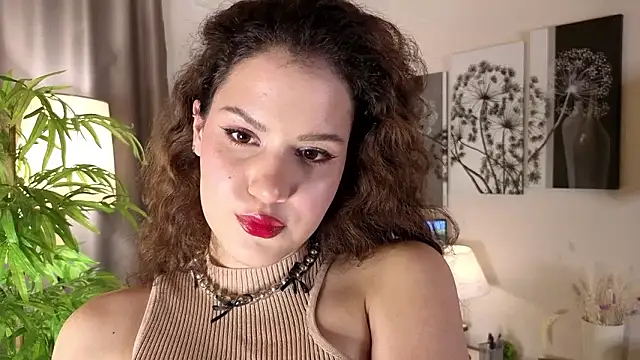 Snapshot of Lili_Torin chatting on February 2026 01:33:02 PM Lili Torin online show from February 2026 01:33:02 PM