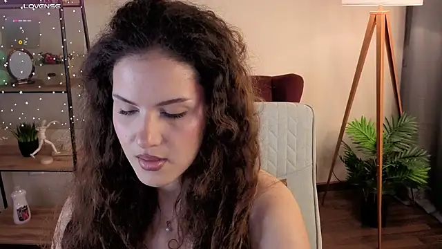 Lili Torin online show from July 2026 08:37:02 AM