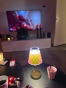 hottogetherNL online show from March 2026 09:15:02 PM