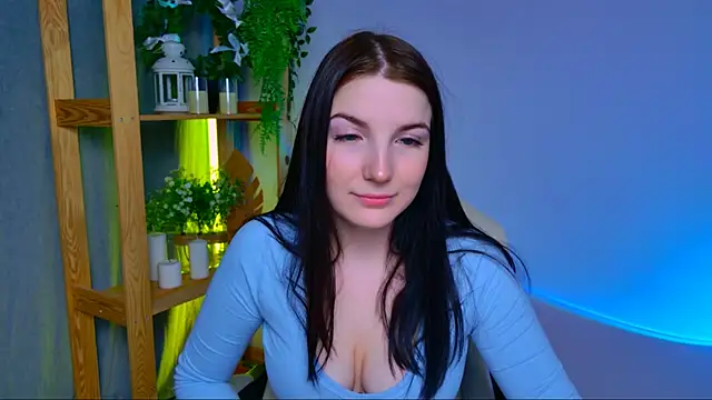 Snapshot of AliceChanel chatting on February 2026 02:44:02 AM AliceChanel online show from February 2026 02:44:02 AM