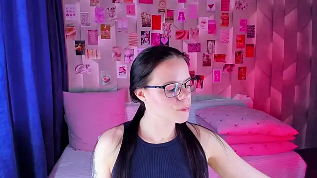 Alanna Pow online show from April 2026 03:07:02 AM