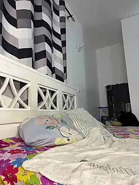 SluttyEll online show from February 2026 01:38:01 AM