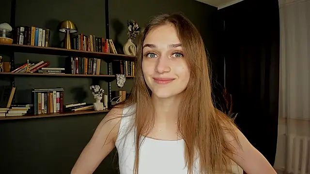 JuliannaLeiding online show from February 2026 07:37:01 PM