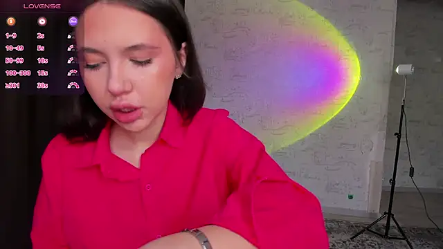 Snapshot of Hey_Mia chatting on February 2026 04:24:02 AM Hey Mia online show from February 2026 04:24:02 AM