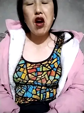 Snapshot of Tina-beo chatting on February 2026 04:23:02 AM Tina-beo online show from February 2026 04:23:02 AM