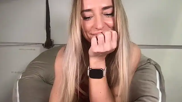 fitmegan30 online show from February 2026 09:42:02 AM