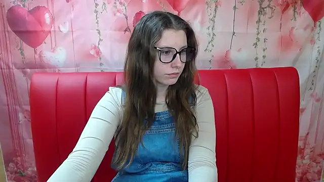 LilianaShine online show from April 2026 11:01:01 AM