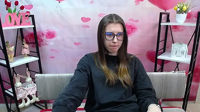 LilianaShine online show from April 2026 04:59:01 AM