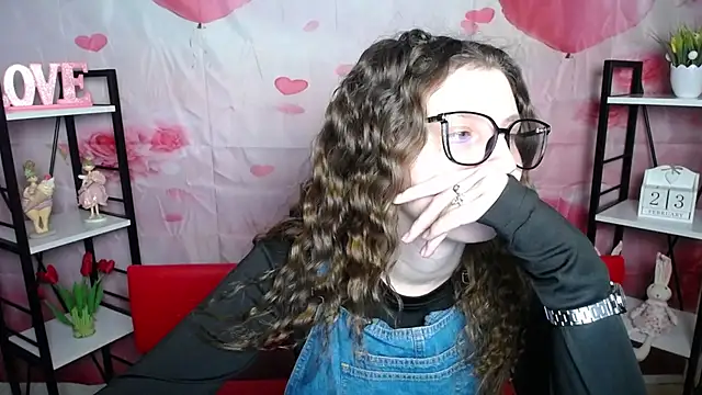 LilianaShine online show from February 2026 06:03:02 AM