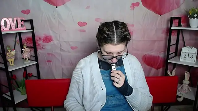 LilianaShine online show from February 2026 06:14:02 AM