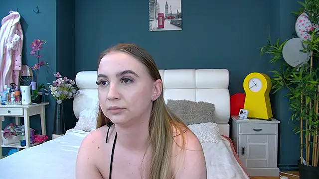 Snapshot of Angel-Kisss chatting on March 2026 05:16:01 AM Angel-Kisss online show from March 2026 05:16:01 AM