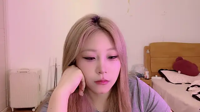 SM JIAJIA ZL online show from June 2026 05:11:01 PM