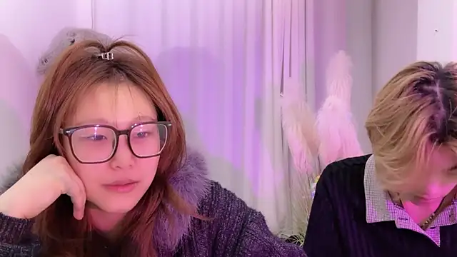 SM JIAJIA ZL online show from April 2026 04:37:01 PM