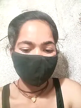 Sunali Bendre online show from April 2026 04:13:02 PM