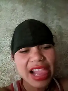 Sunali Bendre online show from April 2026 01:08:01 AM