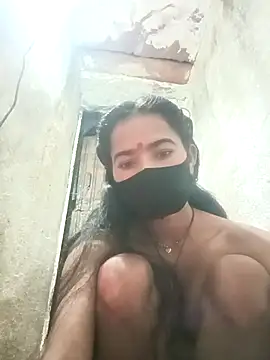 Sunali Bendre online show from February 2026 02:39:02 PM