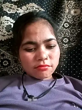 Sunali Bendre online show from March 2026 06:33:01 AM