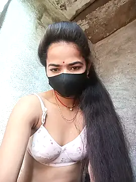 Sunali Bendre online show from March 2026 03:14:01 AM