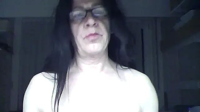 Snapshot of Slave_Nicky chatting on February 2026 04:11:01 AM Slave Nicky online show from February 2026 04:11:01 AM