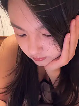 BeiBeiiiii online show from April 2026 04:41:02 AM