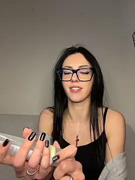 alibi room online show from April 2026 04:46:01 PM