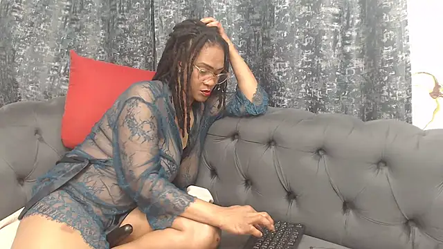 PrettyBoobsXX43 online show from May 2026 06:44:02 PM