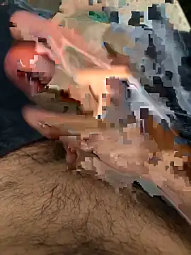 Snapshot of bebou_5555 chatting on February 2026 11:13:01 PM bebou 5555 online show from February 2026 11:13:01 PM