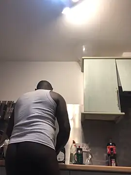 Truelove001 online show from February 2026 08:27:01 PM