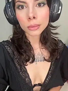 Isalove99 online show from February 2026 12:23:01 AM