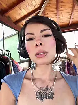 Isalove99 online show from June 2026 03:11:02 PM