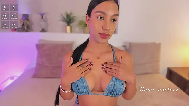 xiomara cortes online show from June 2026 07:44:02 PM