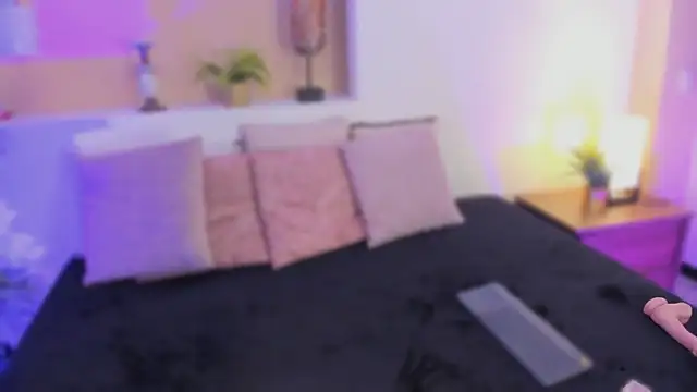 xiomara cortes online show from March 2026 07:37:02 PM