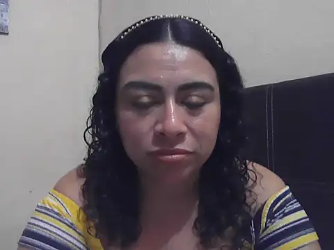 DalilahMx online show from July 2026 02:00:01 AM