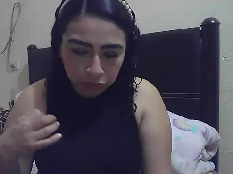 Snapshot of DalilahMx chatting on February 2026 03:22:02 PM DalilahMx online show from February 2026 03:22:02 PM