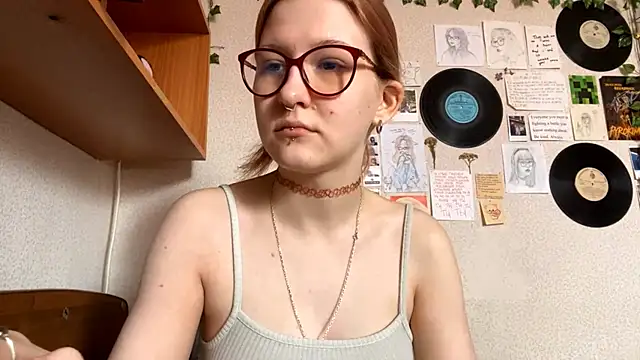 LaureenVielma online show from April 2026 07:35:02 AM