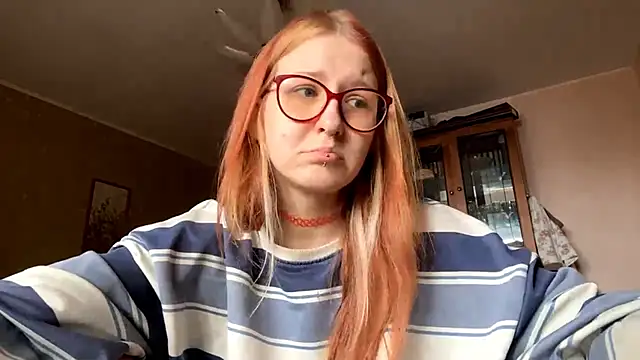 Snapshot of LaureenVielma chatting on February 2026 07:20:01 AM LaureenVielma online show from February 2026 07:20:01 AM